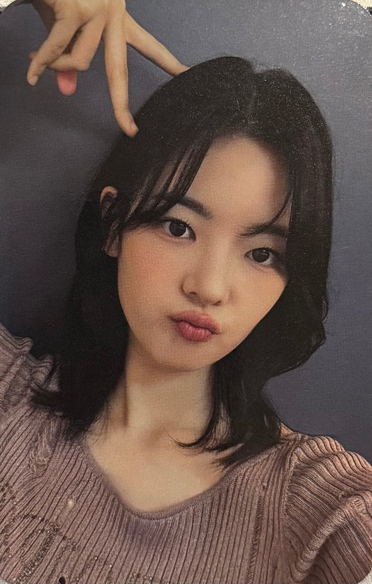 ITZY - 'GOLD' PHONE BOX ver. Soundwave Pre-Order Benefit Photocards