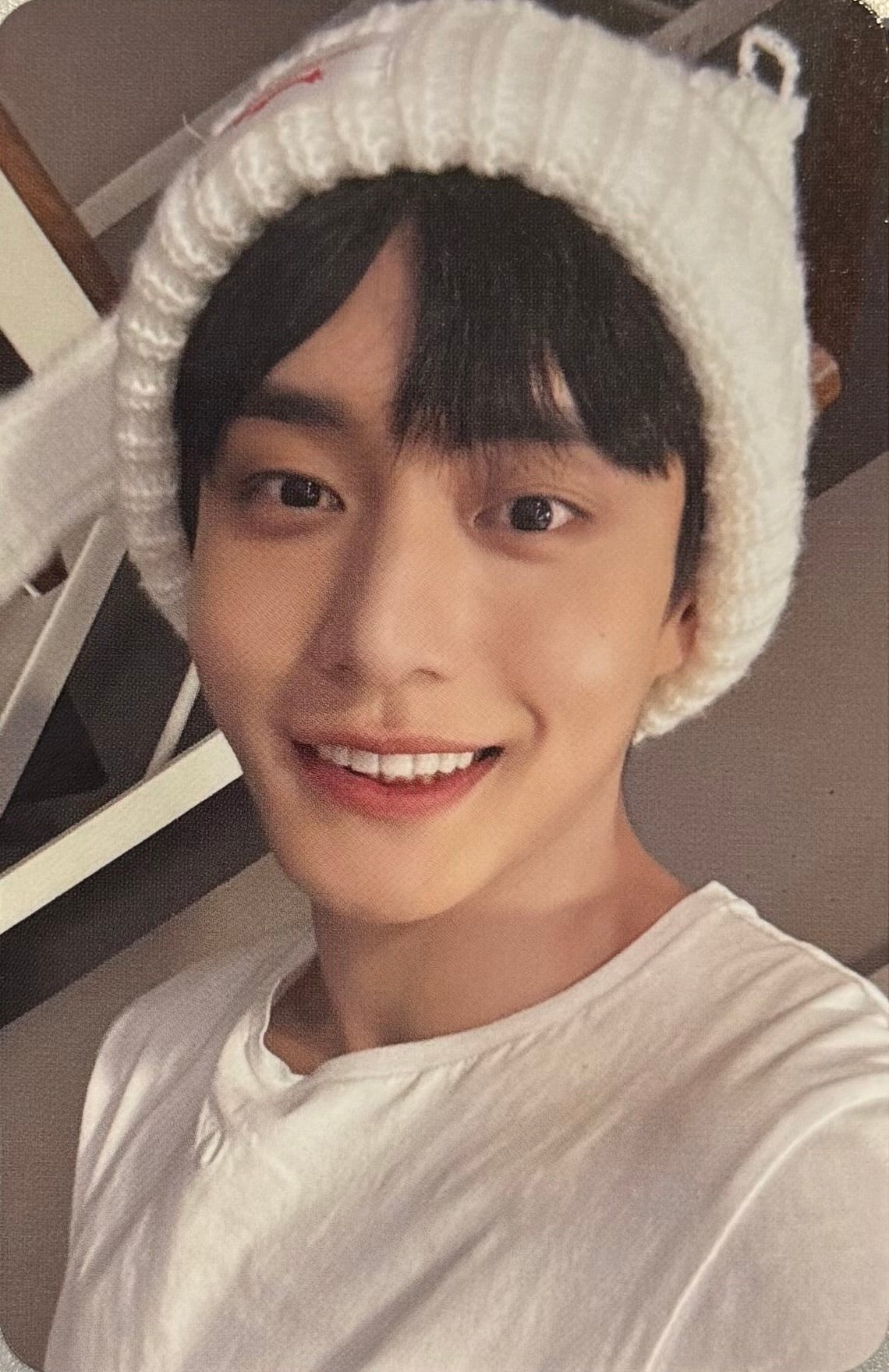 ZEROBASEONE - 'You had me at HELLO' Makestar Pre-Order Benefit Photocards
