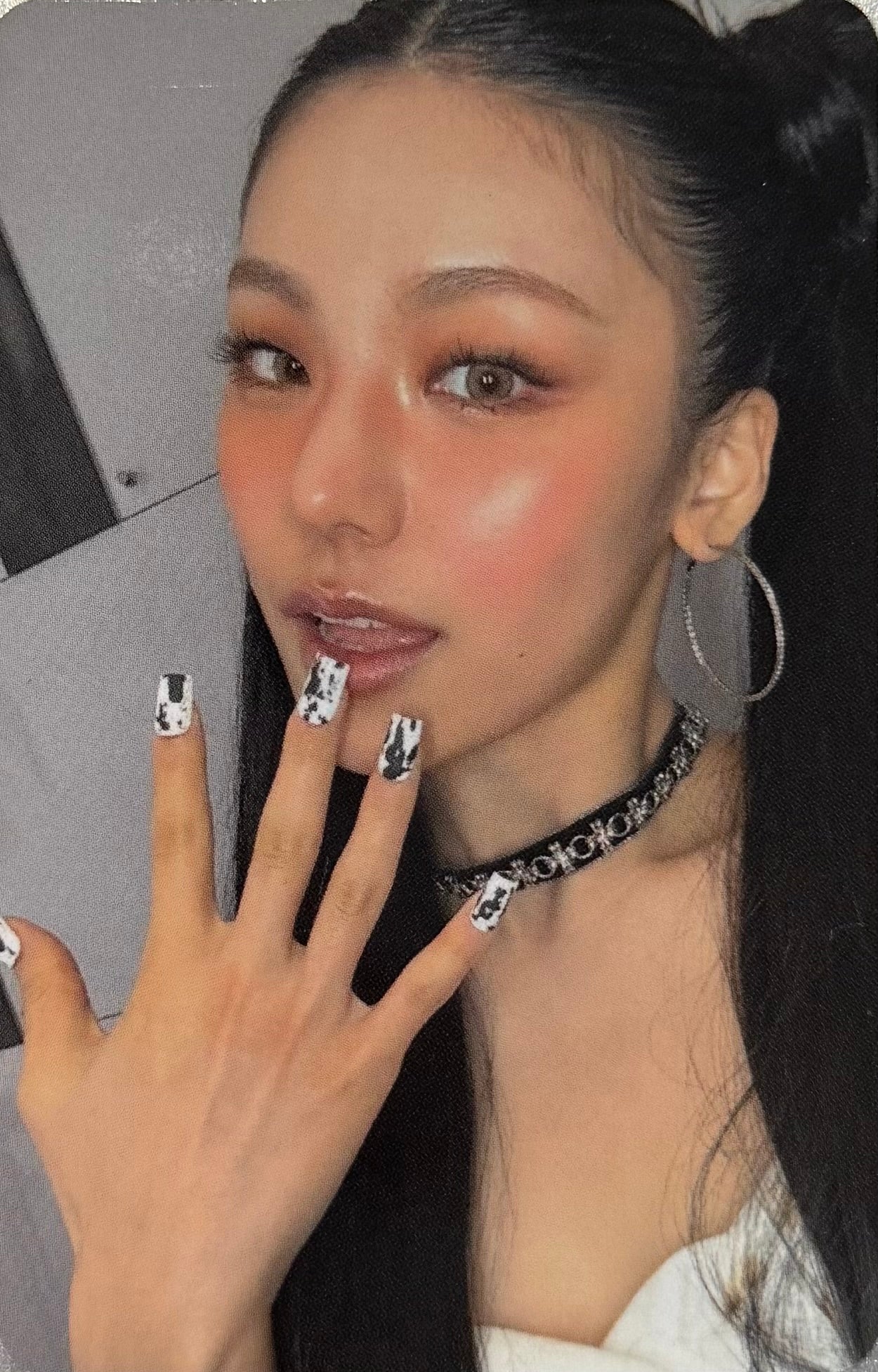 YEJI - 'Air' applemusic Pre-Order Benefit Photocards