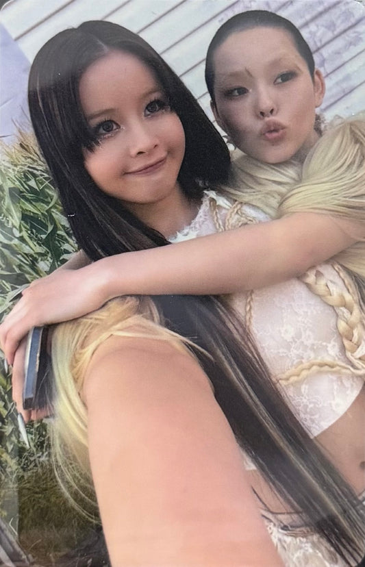 XG - 'MILLION PLACES' XG SHOP Unit Trading Card Pre-Order Benefit