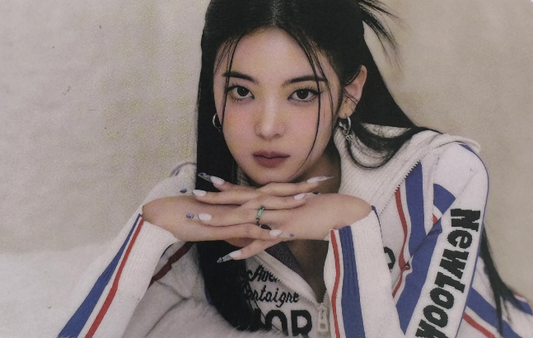 ITZY - 'CHESHIRE' MusicKorea Lucky Draw Event Photocards