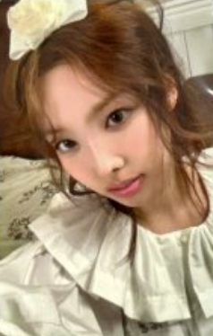NAYEON - 'Yes, I am Nayeon' Photobook Pre-Order Benefit Photocards