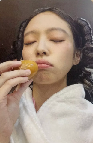 JENNIE - 'RUBY' applemusic Pre-Order Benefit Photocards