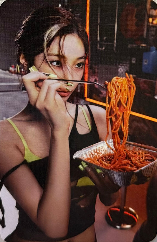 LE SSERAFIM - 'SPAGHETTI' Ktown4u Pre-Order Benefit Photocards