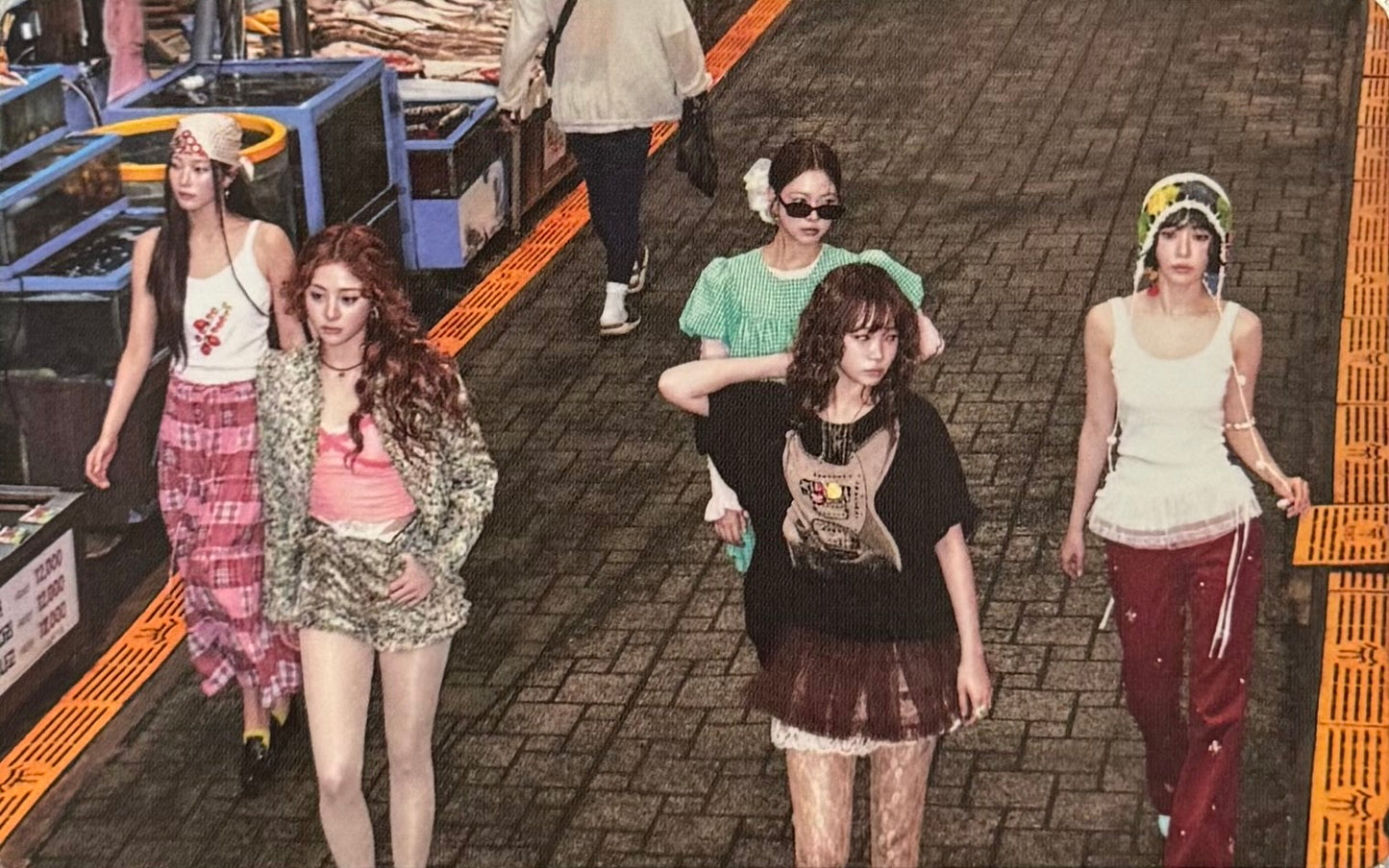 LE SSERAFIM - 'SPAGHETTI' Weverse Pre-Order Benefit Photocards