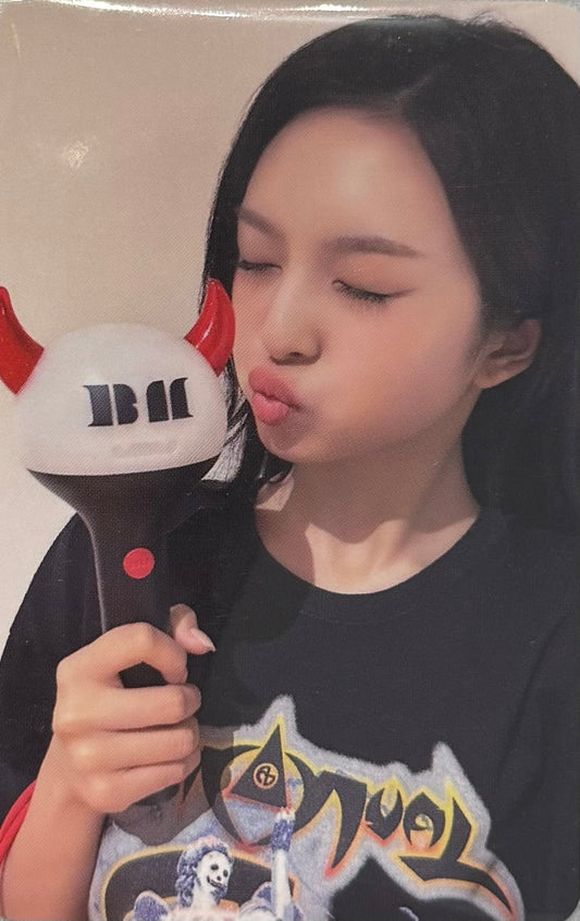 BABYMONSTER - OFFICIAL LIGHT STICK Benefit Photocard