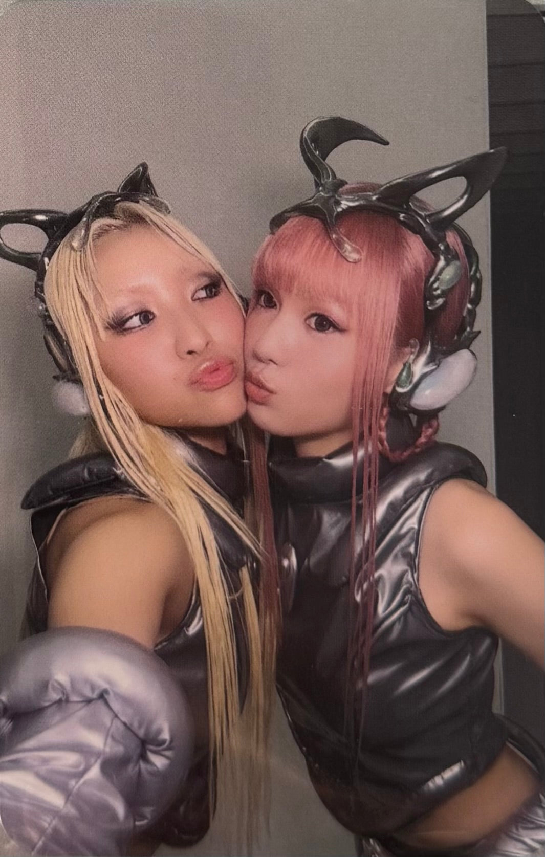 XG - 'THE CORE' UNIT Pre-Order Benefit Photocards