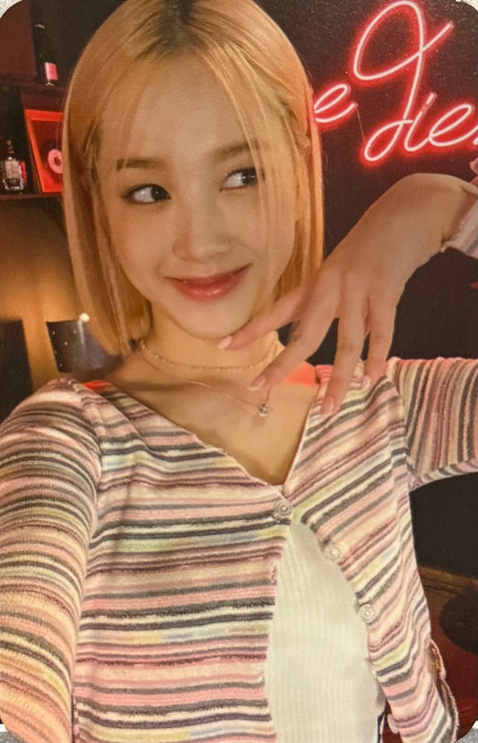 STAYC - 'STAYDOM' MusicKorea Pre-Order Benefit Photocards