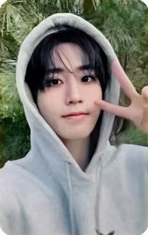 STRAY KIDS -  "合 (HOP)" DearMyMuse Pre-Order Benefit Photocard