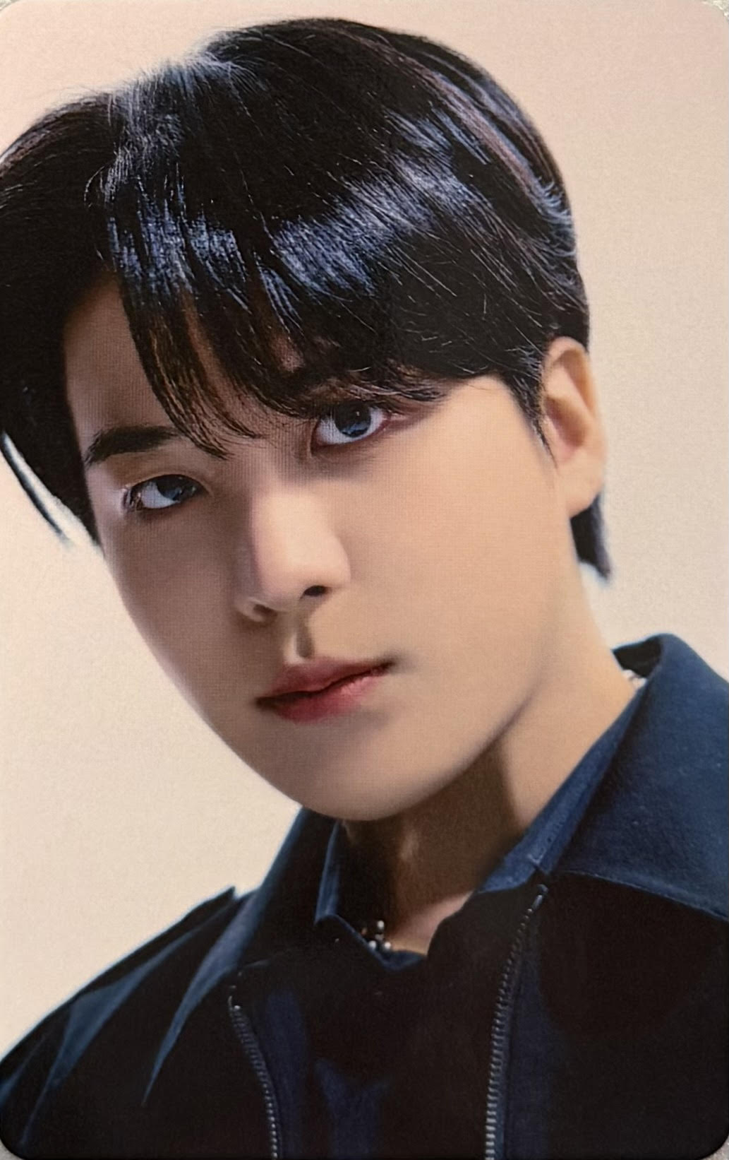 ATEEZ - 'Ashes to Light' Pre-Order Benefit Photocards